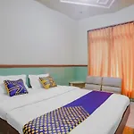 SPOT ON 90092 Dewi Safitri Hotel