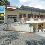 SPOT ON 90092 Dewi Safitri Hotel